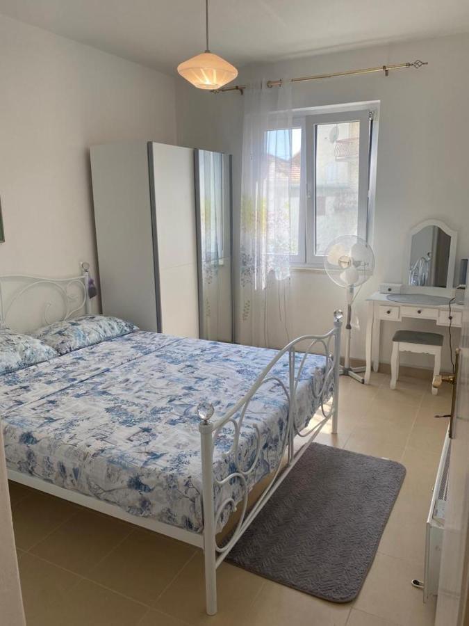 Domuskova Apartman Podstrana Kültér fotó
