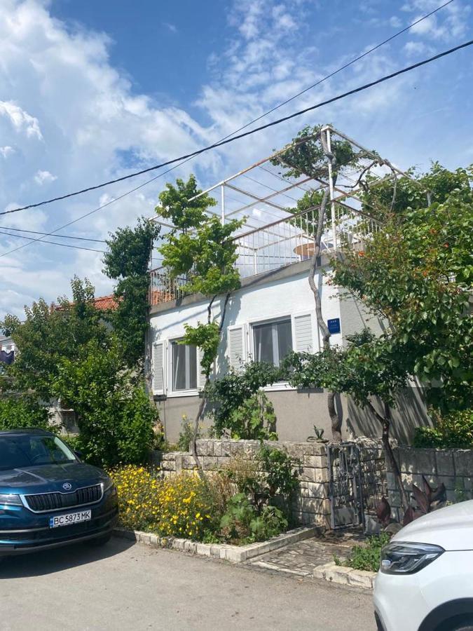 Domuskova Apartman Podstrana Kültér fotó