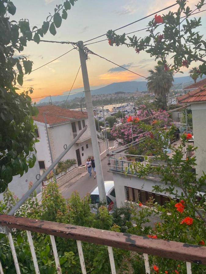 Domuskova Apartman Podstrana Kültér fotó