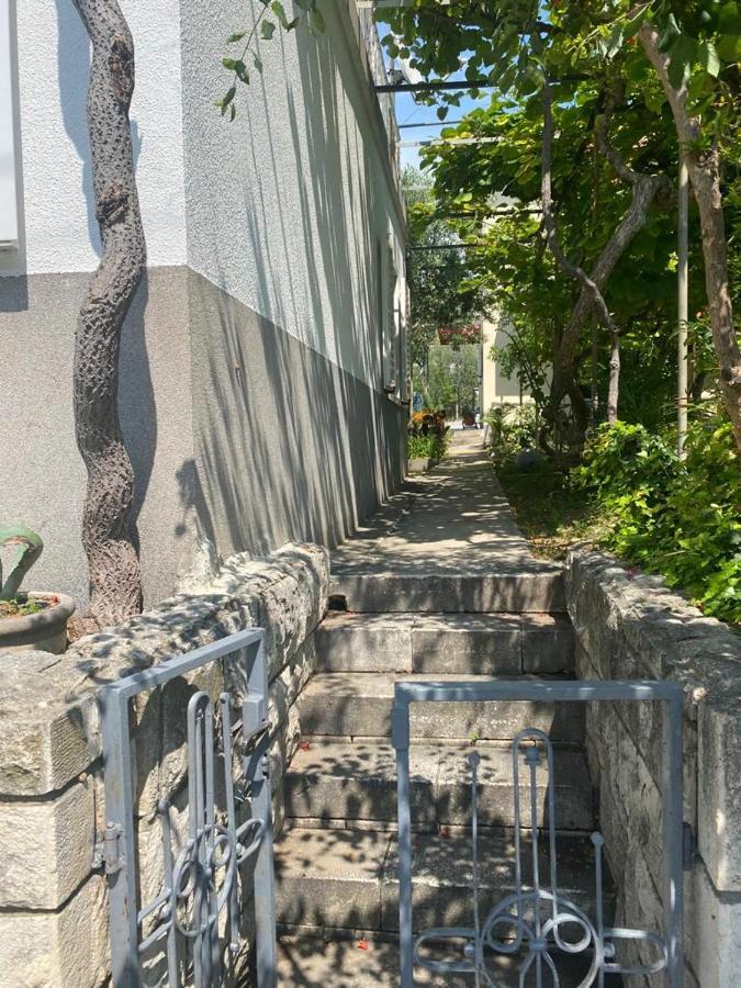 Domuskova Apartman Podstrana Kültér fotó
